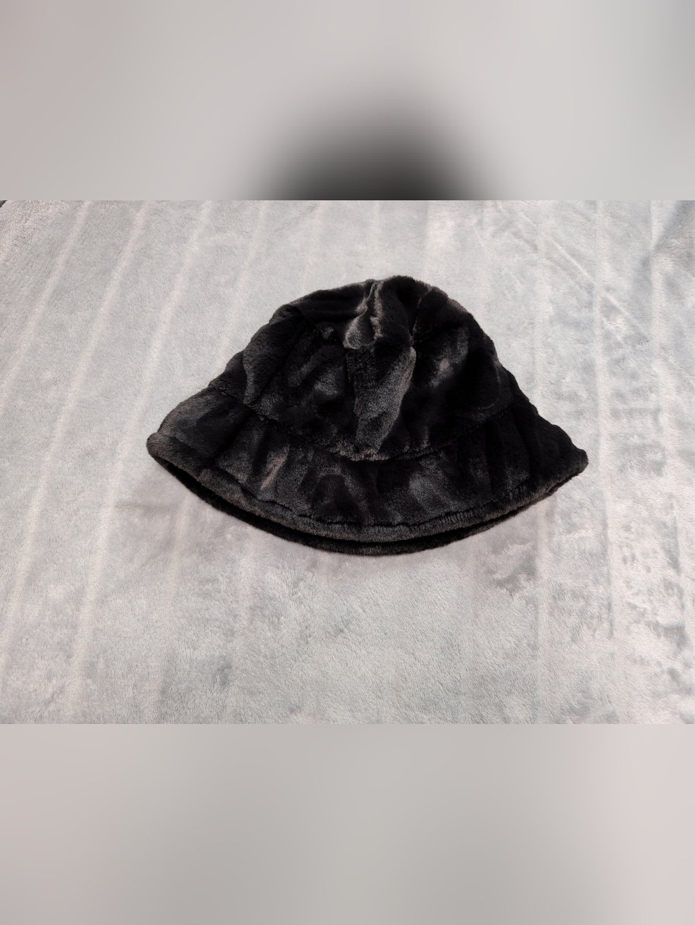 Nike Kids Black Faux Fur Bucket Hat Sz: Kids OS NWT
